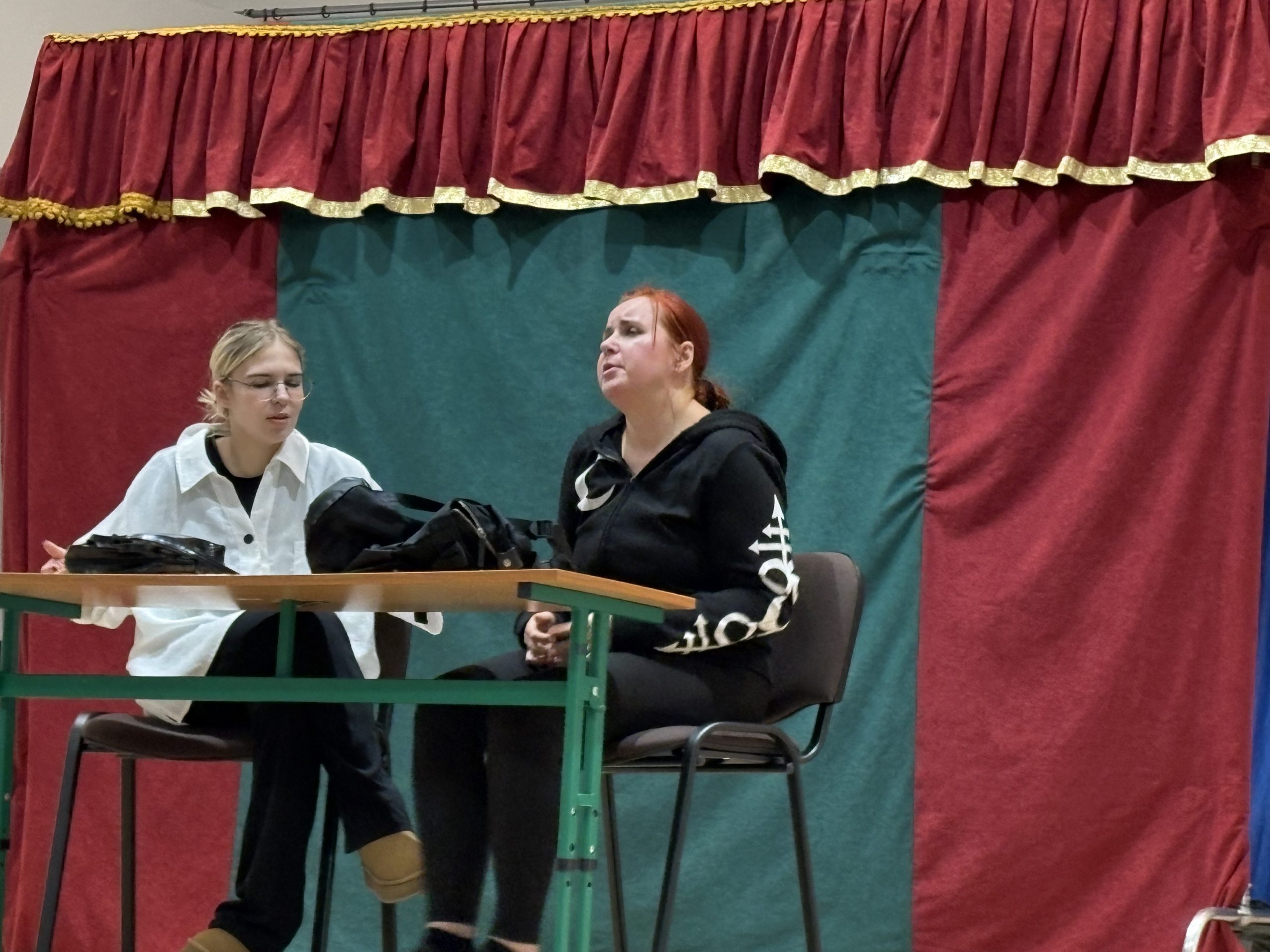 Dwie Panie występujące w teatrze profilaktycznym