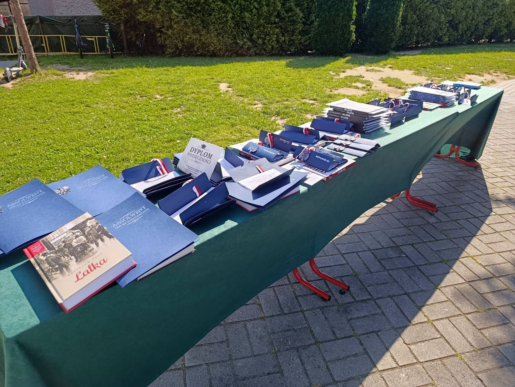 Nagrody dla uczniów na zakończenie Roku Szkolnego